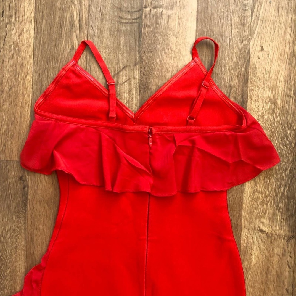 NWOT Body-con Ruffled Dress - Picture 4 of 8